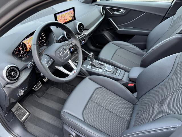 Audi Q2 35 TFSI S-Line Black Edition Pano Sonos Matrix Sfeerverlichting
