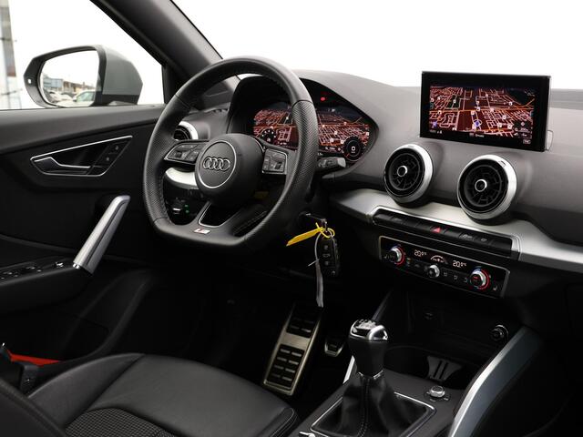 Audi Q2 30 TFSI S Edition 110 PK | Audi Exclusive Nardo Grijs | LED | Stoelverwarming | Cruise Control | Navigatie | 18'' inch |