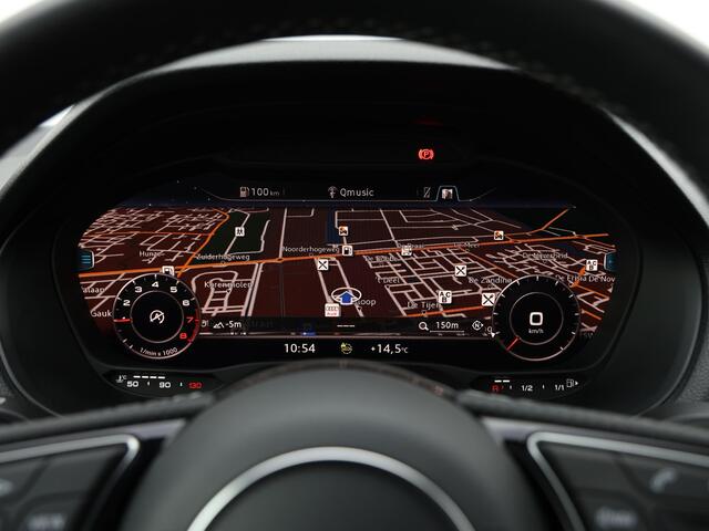 Audi Q2 30 TFSI S Edition 110 PK | Audi Exclusive Nardo Grijs | LED | Stoelverwarming | Cruise Control | Navigatie | 18'' inch |