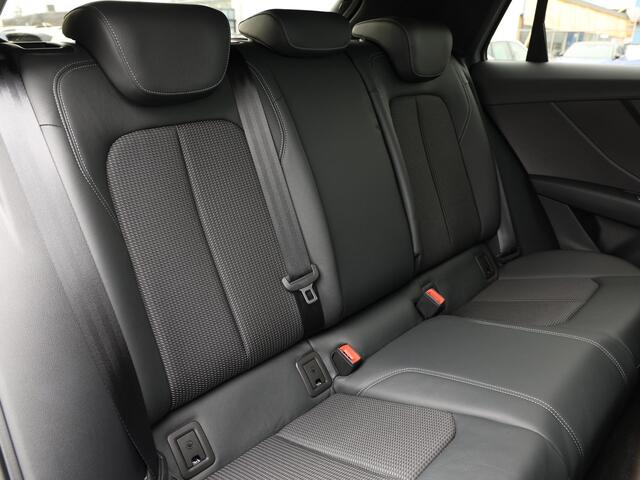 Audi Q2 30 TFSI S Edition 110 PK | Audi Exclusive Nardo Grijs | LED | Stoelverwarming | Cruise Control | Navigatie | 18'' inch |