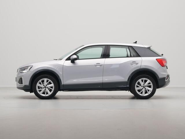 Audi Q2 30 TFSI 110pk Advanced edition Navigatie Camera Trekhaak Stoelverwarming Elek. kofferklep DAB