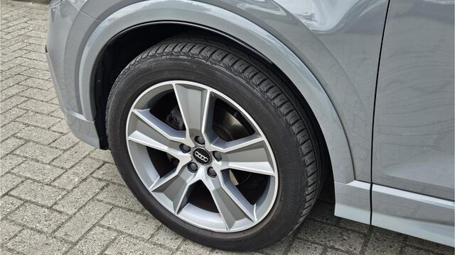 Audi Q2 30 TFSI S Edition + 3x S-LINE + NAVIGATIE + LM VELGEN