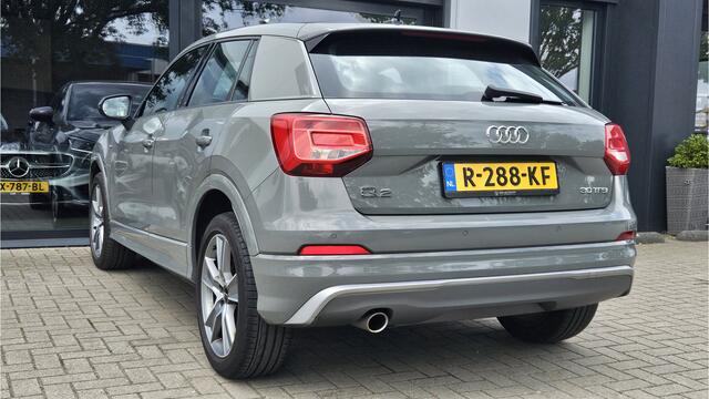 Audi Q2 30 TFSI S Edition + 3x S-LINE + NAVIGATIE + LM VELGEN