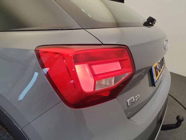Audi Q2 30 TFSI 115pk Design Trekhaak, Panorama dak