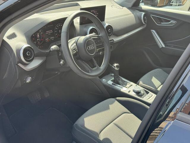 Audi Q2 35 TFSI 150PK S Line,App.Adapcruise,Camera,