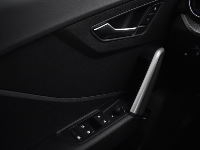 Audi Q2 35 Tfsi 150pk S-tronic Advanced edition · Apple/Android Car Play · Camera · Keyless · Navi · P-Sensoren · 17'' Inch ·