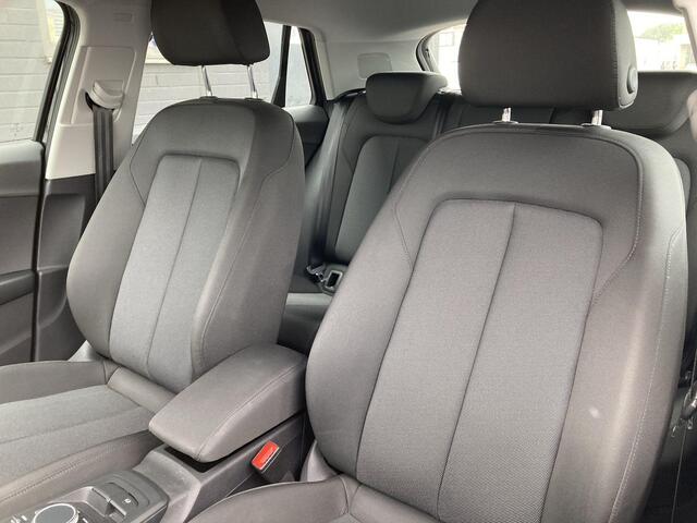 Audi Q2 35 TFSI/150PK Pro Line · Navigatie · Parkeersensoren · App connect