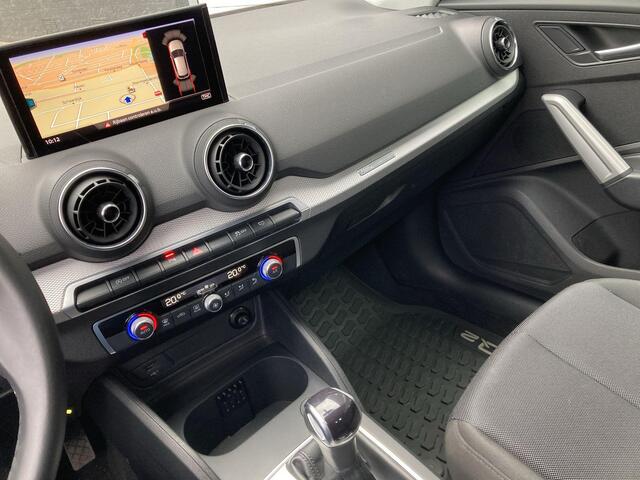 Audi Q2 35 TFSI/150PK Pro Line · Navigatie · Parkeersensoren · App connect