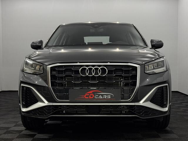 Audi Q2 35 TFSI S-line Clima, Camera, Navi, Winterpakket, Virtual desk, A start stop, Cruise control adaptief