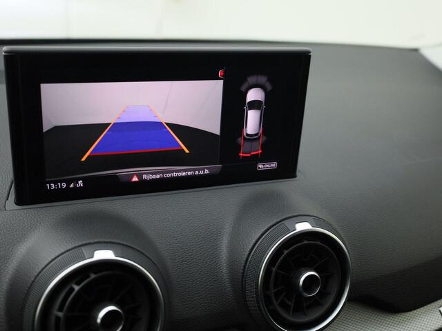Audi Q2 35 TFSI/150PK S Line · Navigatie · Camera + Parkeersensoren · Stoelverwarming