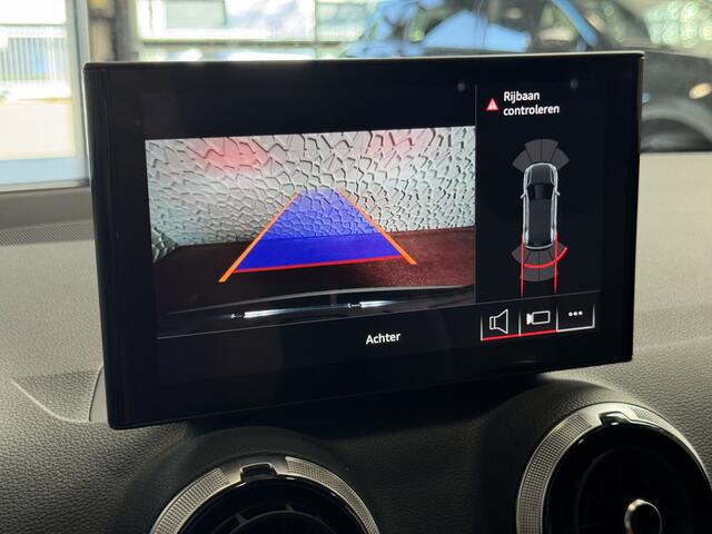 Audi Q2 35 TFSI 1.5 ? FACELIFT ? S-LINE 150PK VIR.COCKPIT ELEK.KLEP TOUCHSCREEN CARPLAY NAVI CAMERA MATRIX LED STOELVERW. PDC KEYLESS 2025 "Audi rijden begint bij Topautos.nl - 20 Audi topmodellen direct op voorraad!"