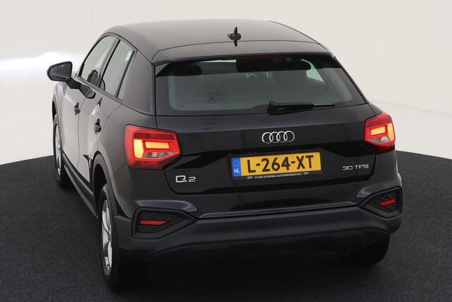 Audi Q2 30 TFSI 110pk Pro Line / Cruise control / 16'' LM velgen / Clima / Parkeersenoren Achter
