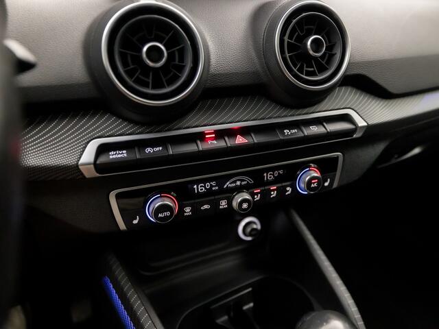 Audi Q2 1.4 TFSI S-Line Sport 150Pk Automaat (SCHUIFDAK, HEAD-UP DISPLAY, GROOT NAVI, CAMERA, LEDER, ADAPTIVE CRUISE, STOELVERWARMING, SFEERVERLICHTING, KEYLESS, LED KOPLAMPEN, NIEUWE APK, NIEUWSTAAT)