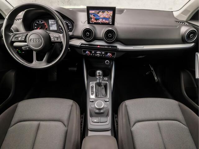 Audi Q2 30 TFSI Sport Automaat (GROOT NAVI, CLIMATE, STOELVERWARMING, SPORTSTOELEN, LED KOPLAMPEN, CRUISE, PARKEERSENSOREN, NIEUWE APK, NIEUWSTAAT)
