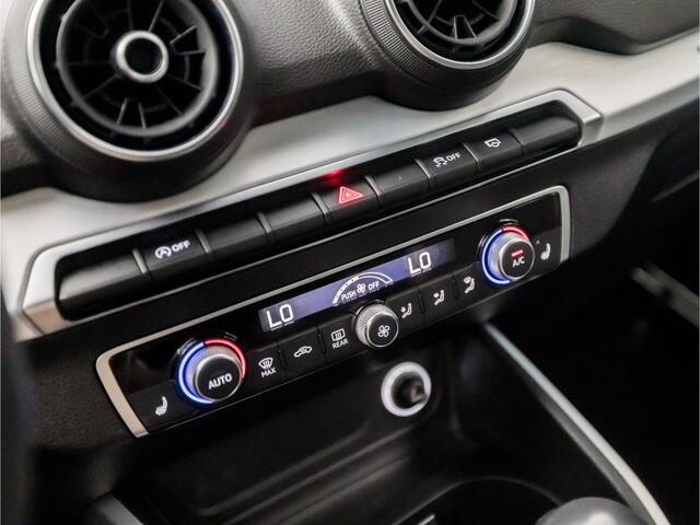 Audi Q2 30 TFSI Sport Automaat (GROOT NAVI, CLIMATE, STOELVERWARMING, SPORTSTOELEN, LED KOPLAMPEN, CRUISE, PARKEERSENSOREN, NIEUWE APK, NIEUWSTAAT)