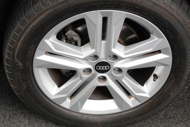 Audi Q2 35 TFSI 150pk Prestige Automaat S-Tronic Audi Q2 35 TFSI 150pk Prestige S-Tronic | Navigatie | Apple Carplay/Android Auto | Climate Control | Adaptive Cruise Control | Parkeer sensoren | Led | Dab | Camera | Stoelverwarming