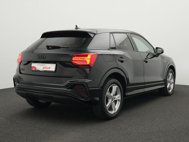 Audi Q2 35 TFSI 150 pk S-tronic S Edition | Matrix LED koplampen | Sportonderstel | Cruise Control | Carplay | 17 inch
