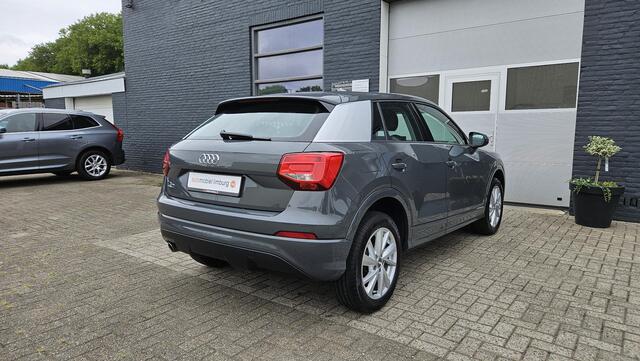 Audi Q2 30 TFSI Sport | NANOGRIJS + OPTIEK ZWART | 1e EIGENAAR | DEALER ONDERHOUDEN