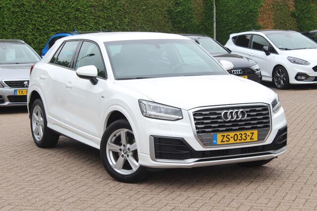 Audi Q2 35 TFSI CoD Sport S line Edition / Navigatie / Parkeerhulp V+A / Sportstoelen / 17'' / LED / Half leder / Cruise Control