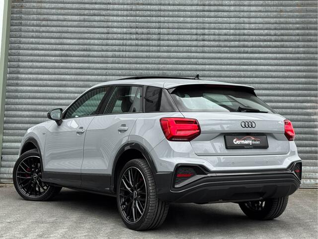 Audi Q2 35TFSI 150pk S-Line Pfeilgrau Pano B&O Virtual Matrix Camera 19-Inch
