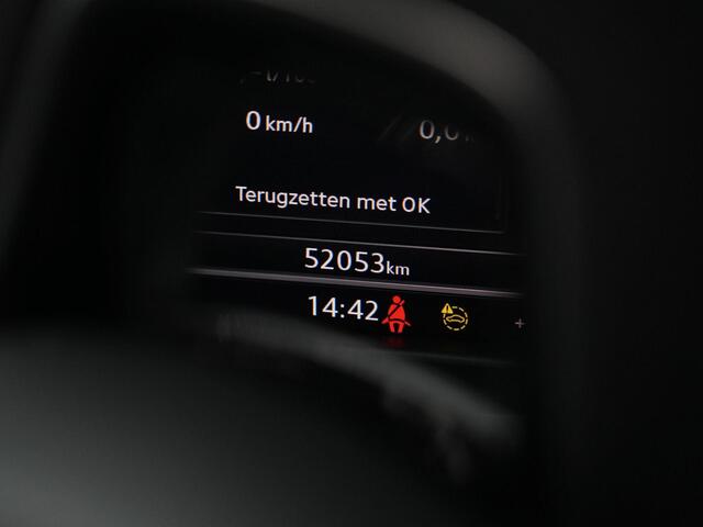 Audi Q2 SQ2 2.0 TFSI 300 pk S-tronic quattro | Panoramadak | Matrix LED | Achteruitrijcamera | Stoelverwarming