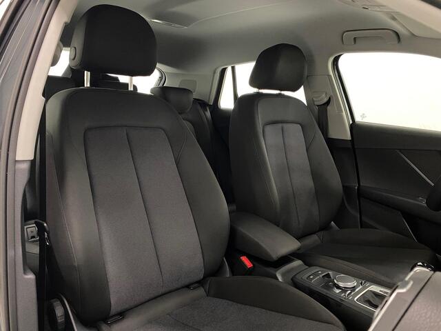 Audi Q2 35 TFSI S Edition S Line Camera Led Koplampen Keyless entry Navi