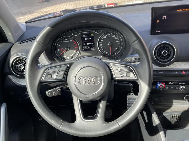 Audi Q2 35 TFSI Advanced Edition 17"/Camera/Adaptieve cruise/PDC v+a/Stoelverwarming/Apple Carplay & Android Auto