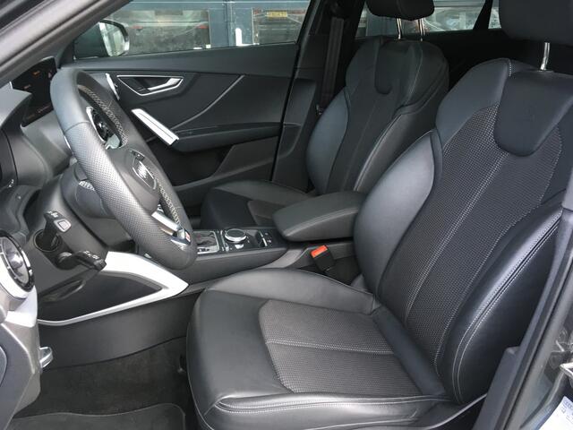 Audi Q2 35 TFSI S-line Black Audi fabr.gar. 08-2028