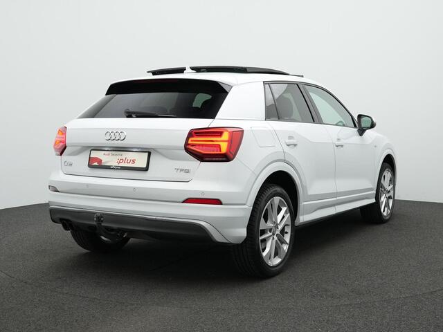 Audi Q2 1.4 TFSI 150 pk S-tronic CoD Ambition / S-Line | Panoramadak | Trekhaak | Navigatie | Stoelverwarming | Parkeersensoren voor/achter