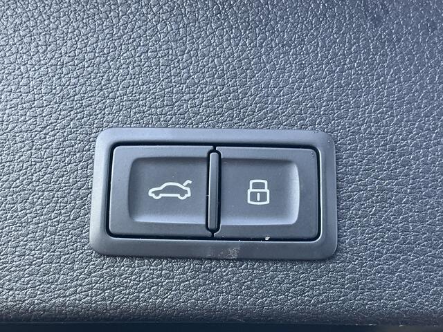 Audi Q2 35 TDi Quattro S-Edition Automaat Pano Navi Adap.Cruise PDC Led Keyless 2.0TDI!