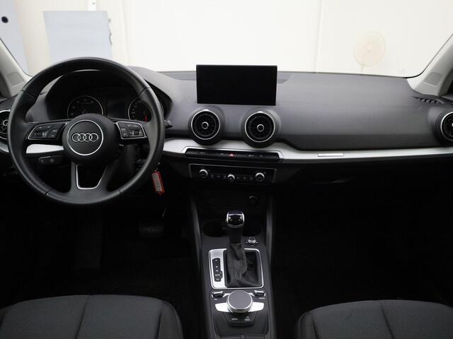 Audi Q2 35 TFSI/150PK Pro Line · Navigatie · Parkeersensoren · LED