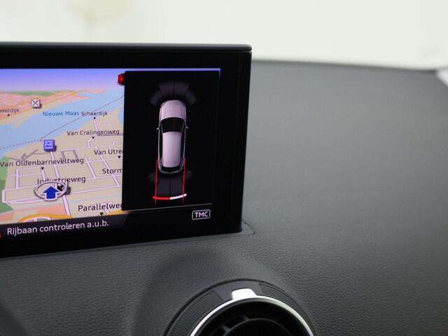 Audi Q2 35 TFSI/150PK Pro Line · Navigatie · Parkeersensoren · LED