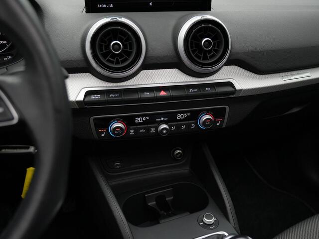 Audi Q2 35 TFSI 150 pk S-tronic Advanced edition | Panoramadak | Achteruitrijcamera | Navigatie | Stoelverwarming