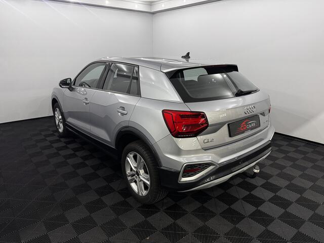Audi Q2 35 TFSI S Edition Camera, Navi, Keyless start, Virtual desk, Elektrische achterklep, Cruise control adaptief, Stoelverwarming