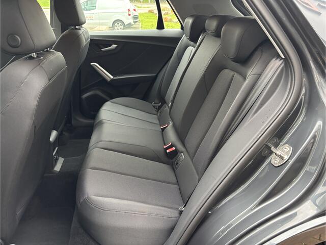 Audi Q2 35 TFSI 150pk Pro Line Carplay I Camera I El achterklep