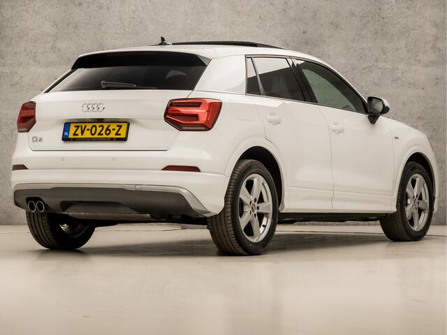 Audi Q2 35 TFSI S-Line Sport 150Pk Automaat (SCHUIFDAK, VIRTUAL COCKPIT, GROOT NAVI, GETINT GLAS, ADAPTIVE CRUISE, STOELVERWARMING, CAMERA, LEDER, ELEK ACHTERKLEP, PLAT S-LINE SPORTSTUUR, NIEUWSTAAT)