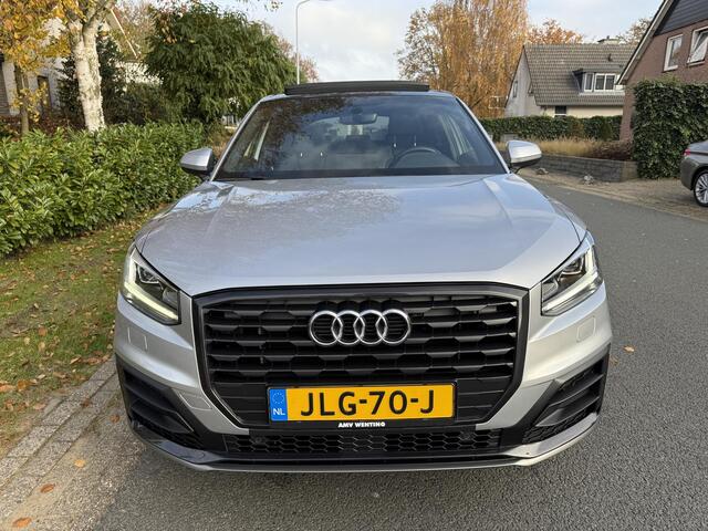 Audi Q2 35 TFSI 150PK AutomaatoS-LineoPanooLeder