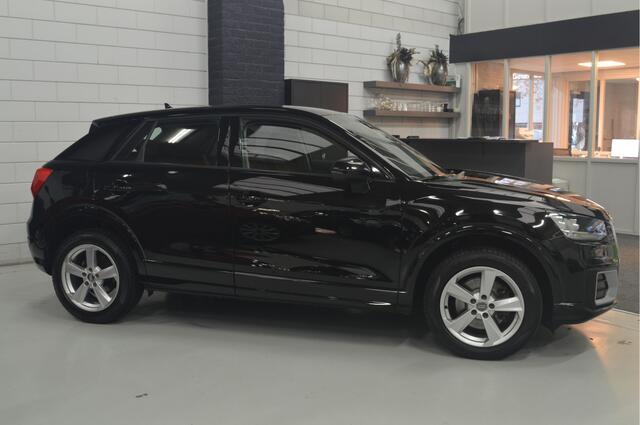 Audi Q2 1.4 TFSI CoD Sport Pro Line // NAVI // PDC // TREKHAAK // STOELVERWARMING // AIRCO //