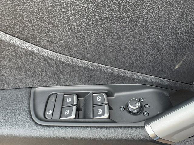 Audi Q2 35 TFSI S Edition