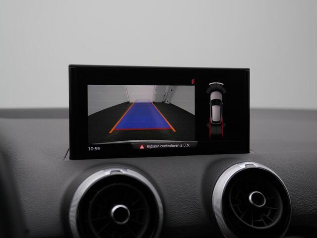 Audi Q2 35 TFSI 150 pk S-tronic S-Line | Panoramadak | Matrix LED | Achteruitrijcamera | Stoelverwarming | Adaptive Cruise