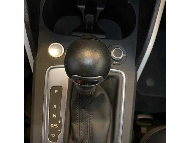 Audi Q2 40 TFSI quattro epic AUTOMAAT/Navigatie/Virtual cockpit/Climate control/Adaptive cruise control/Achteruitrijcamera/Parkeersensoren rondom/Stoelverwarming/Elektrische achterklep/\Keyless/DAB/Lederen bekleding/17'' Lichtmetalen velgen.