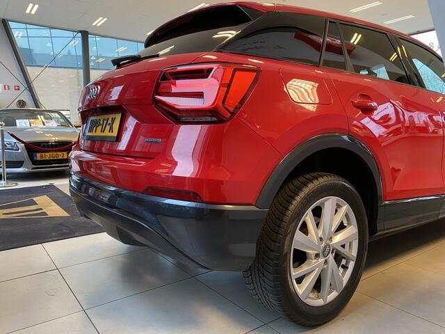Audi Q2 40 TFSI quattro epic AUTOMAAT/Navigatie/Virtual cockpit/Climate control/Adaptive cruise control/Achteruitrijcamera/Parkeersensoren rondom/Stoelverwarming/Elektrische achterklep/\Keyless/DAB/Lederen bekleding/17'' Lichtmetalen velgen.