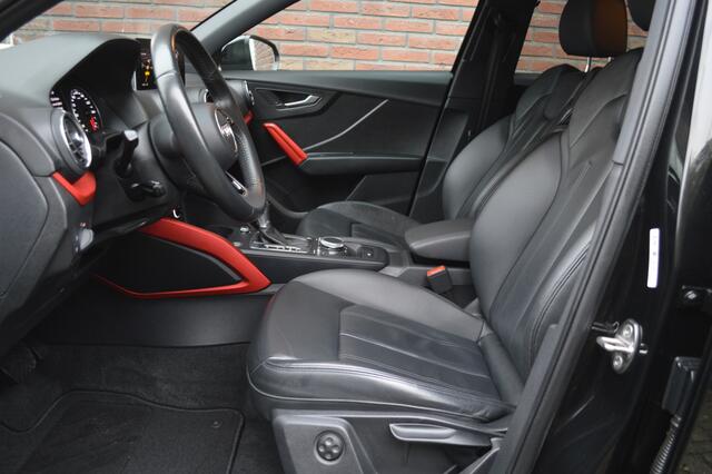 Audi Q2 35 TFSI Sport Aut. Led Leder Camera CarPlay Pdc