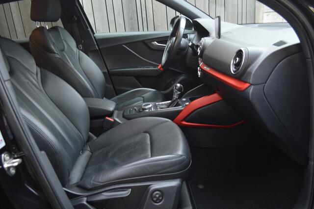 Audi Q2 35 TFSI Sport Aut. Led Leder Camera CarPlay Pdc