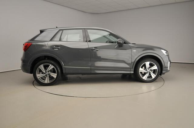 Audi Q2 35 TFSI CoD S-Tronic S-line | Trekhaak | Stoelverwarming | Parkeersens. | MMI Navi | 18"