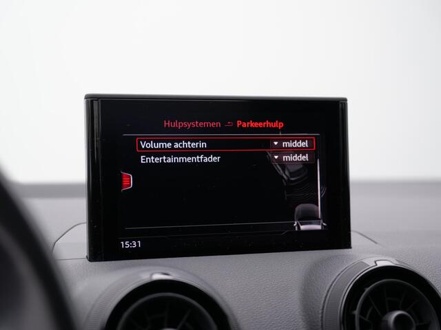 Audi Q2 1.0 TFSI 116 pk Sport Pro Line | Trekhaak | Stoelverwarming | Carplay | Parkeersensoren achter