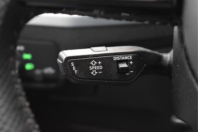 Audi Q2 35 TFSI Pro Line S-Line adaptive cruise, Trekhaak, Stoelverwarming, Camera, PDC