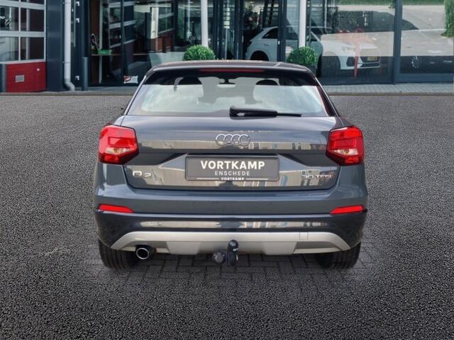 Audi Q2 30 TFSI DESIGN TREKHAAK/AIRCO/PDCACHTER