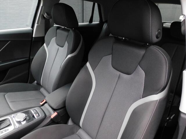 Audi Q2 35 TFSI S Edition TOPSTAAT! CARPLAY/ANDROID! STOELVERWARMING! ALL SEASONS! TREKHAAK!