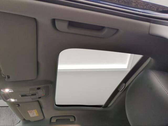 Audi Q2 35 TFSI S-line Black Sonos Pano